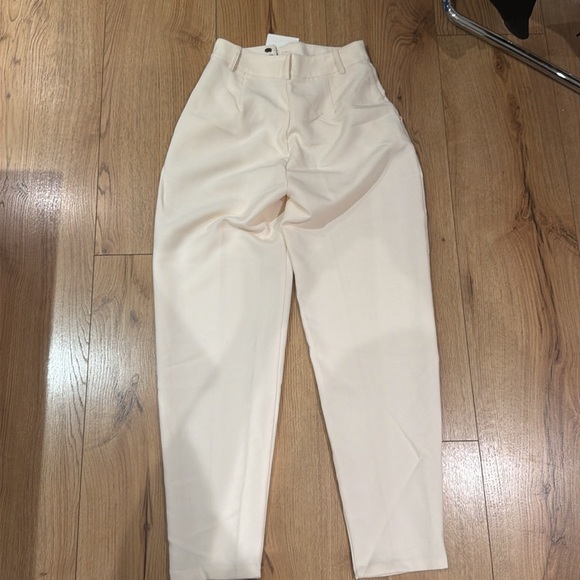 NEW DISSH Jackson Cream Tapered Leg Pleated Trouser Pants Casual Career 2 - Picture 8 of 8